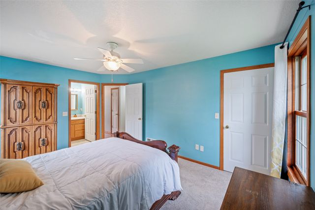 166 NW Maple Street, Elkhart, IA 50073