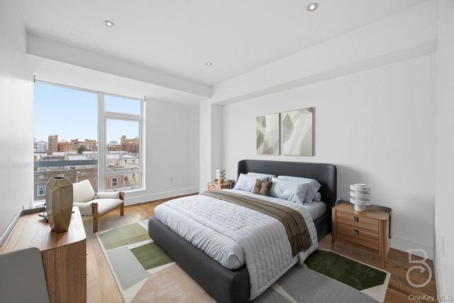 21-24 30th Avenue 4A, Astoria, NY 11102