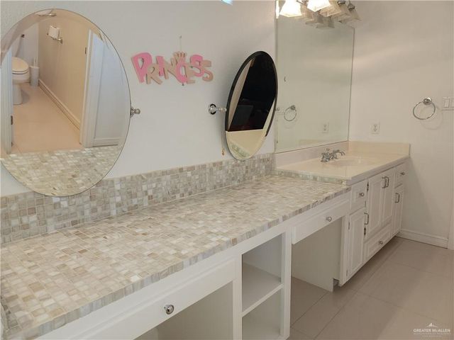 828 Rio Grande Avenue, Mission, TX 78572