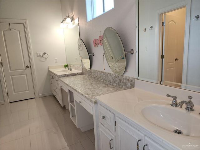 828 Rio Grande Avenue, Mission, TX 78572