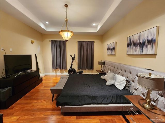 828 Rio Grande Avenue, Mission, TX 78572