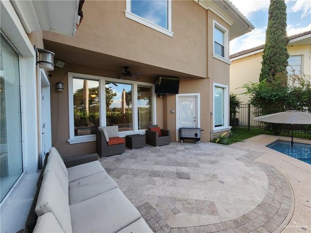 828 Rio Grande Avenue, Mission, TX 78572