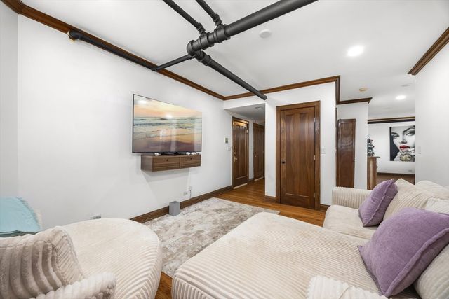 846 Wesley Avenue G, Oak Park, IL 60304