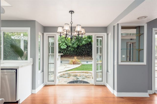 21 Whispering Wind, Irvine, CA 92614