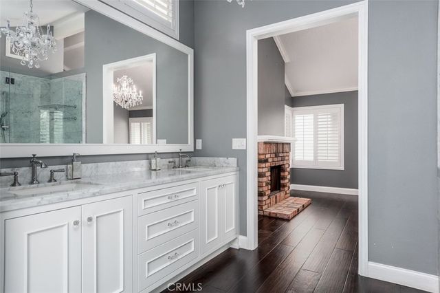 21 Whispering Wind, Irvine, CA 92614