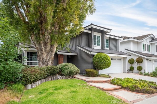 21 Whispering Wind, Irvine, CA 92614