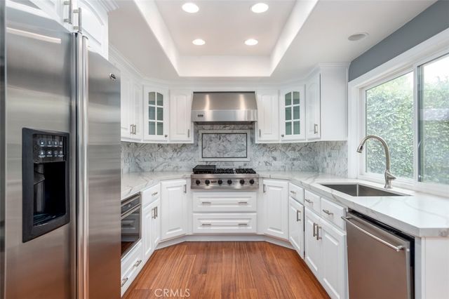 21 Whispering Wind, Irvine, CA 92614