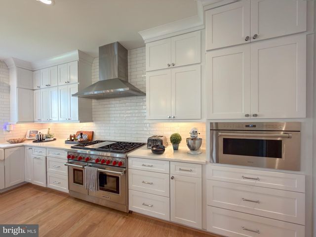 3011 19TH ST S, Arlington, VA 22204