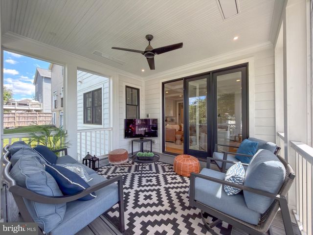 3011 19TH ST S, Arlington, VA 22204