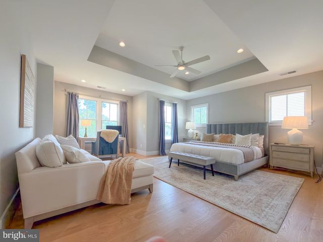 3011 19TH ST S, Arlington, VA 22204