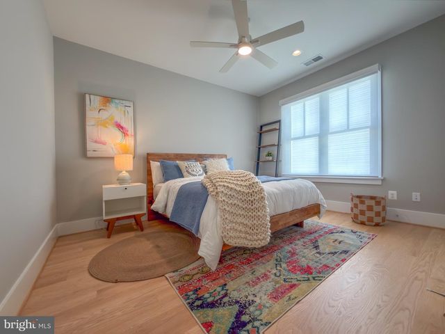 3011 19TH ST S, Arlington, VA 22204