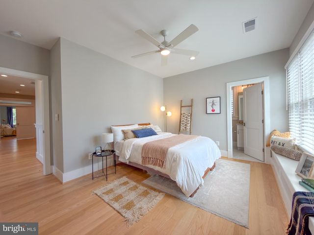 3011 19TH ST S, Arlington, VA 22204