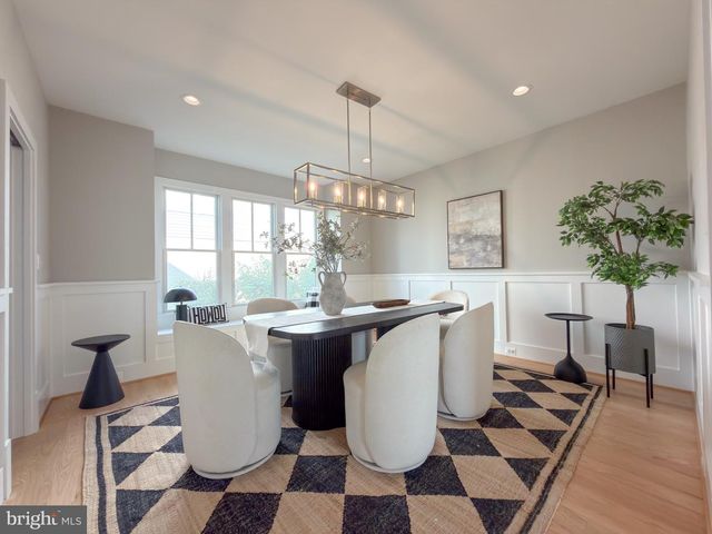 3011 19TH ST S, Arlington, VA 22204