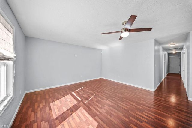 624 Augusta ST, Hampton, VA 23669