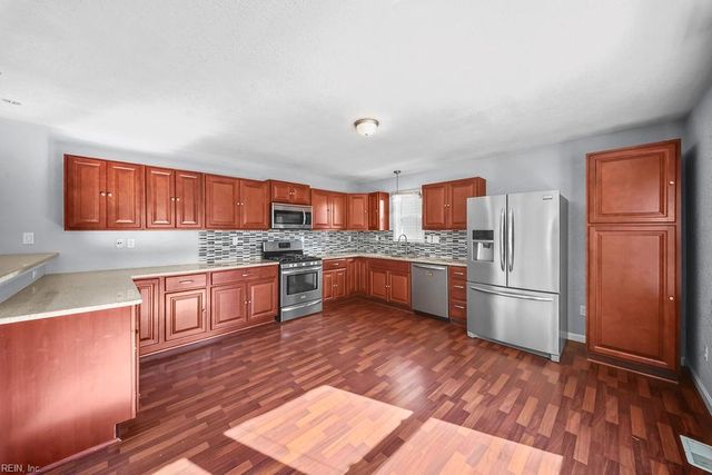 624 Augusta ST, Hampton, VA 23669
