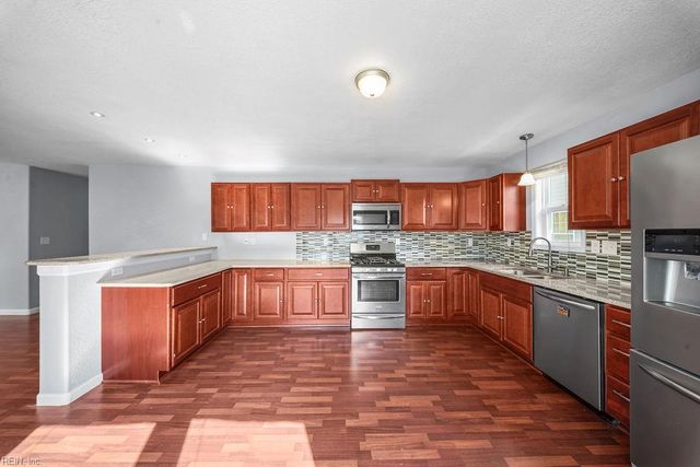 624 Augusta ST, Hampton, VA 23669