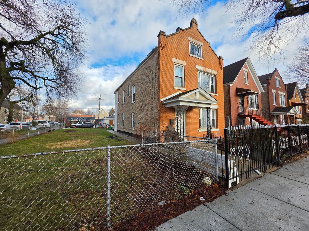 3003 S Kenneth Avenue, Chicago, IL 60623