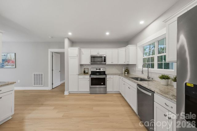 4888 Slanting Bridge Road, Sherrills Ford, NC 28673