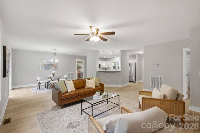 4888 Slanting Bridge Road, Sherrills Ford, NC 28673
