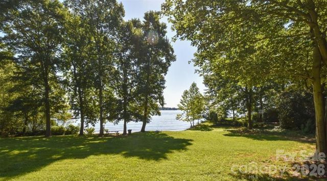 4888 Slanting Bridge Road, Sherrills Ford, NC 28673
