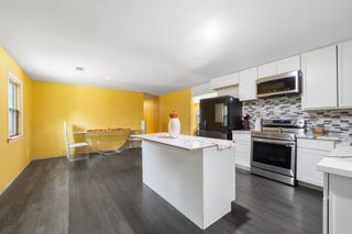 220 Hicks Loop Loop W, Cleveland, TX 77328