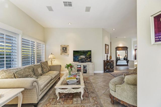 25 Vistara Drive, Rancho Mirage, CA 92270