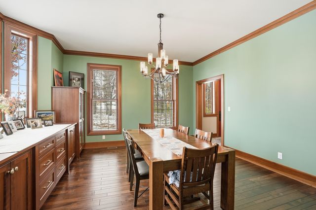 804 Shannon Drive, Crown Point, IN 46307