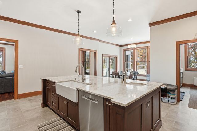 804 Shannon Drive, Crown Point, IN 46307