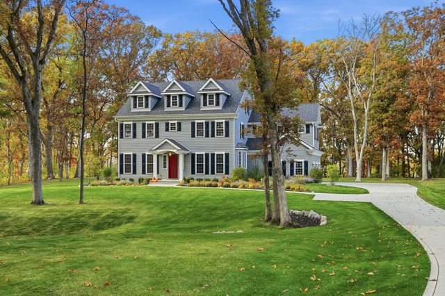 804 Shannon Drive, Crown Point, IN 46307