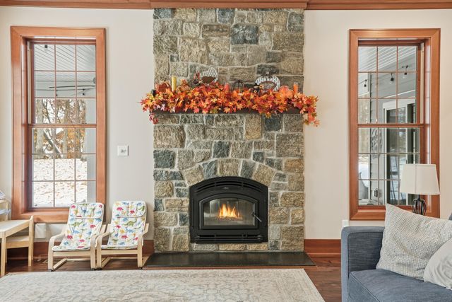 804 Shannon Drive, Crown Point, IN 46307