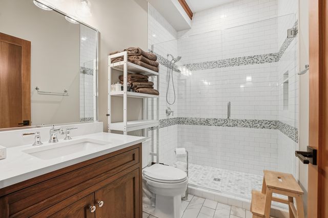 804 Shannon Drive, Crown Point, IN 46307