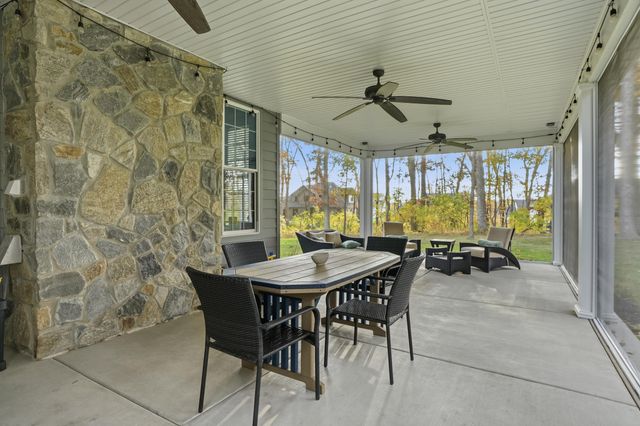 804 Shannon Drive, Crown Point, IN 46307