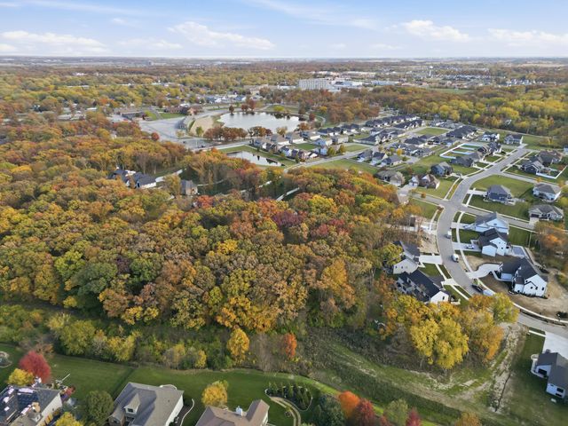 804 Shannon Drive, Crown Point, IN 46307