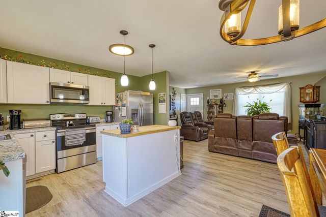 432 Gravley Road, Greer, SC 29651