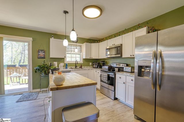 432 Gravley Road, Greer, SC 29651