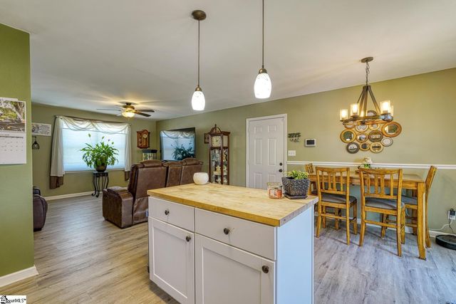 432 Gravley Road, Greer, SC 29651