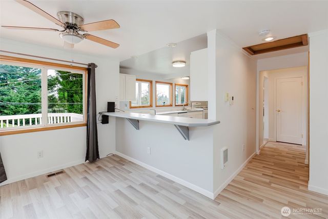 1925 N Callow Avenue, Bremerton, WA 98312