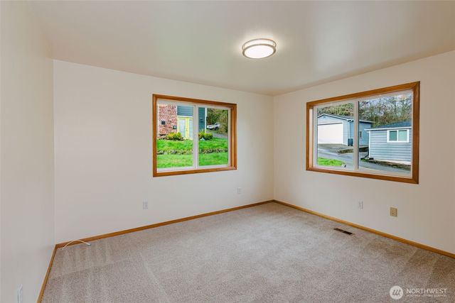 1925 N Callow Avenue, Bremerton, WA 98312