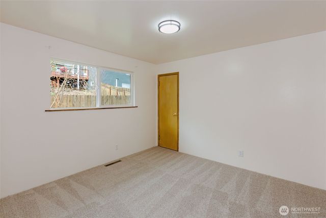 1925 N Callow Avenue, Bremerton, WA 98312