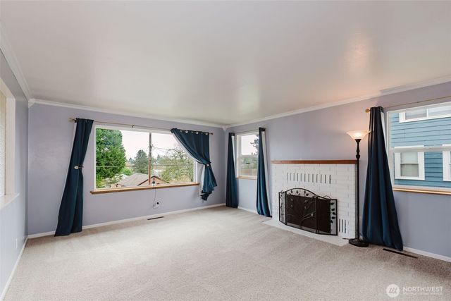 1925 N Callow Avenue, Bremerton, WA 98312