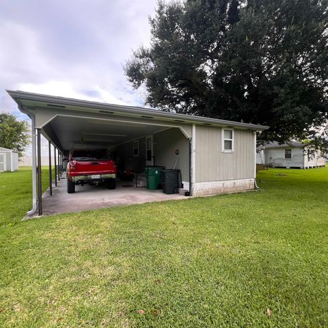 127 Bayou Blue Rd, Houma, LA 70364