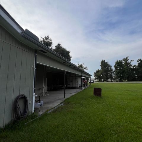 127 Bayou Blue Rd, Houma, LA 70364