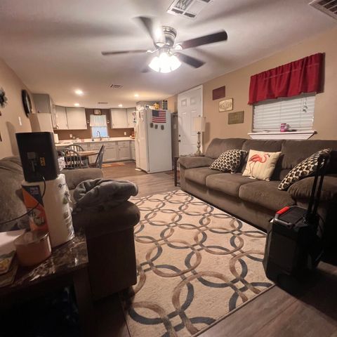 127 Bayou Blue Rd, Houma, LA 70364