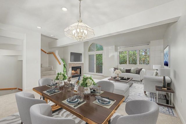 6 Lilac Ct 6, Hopkinton, MA 01748