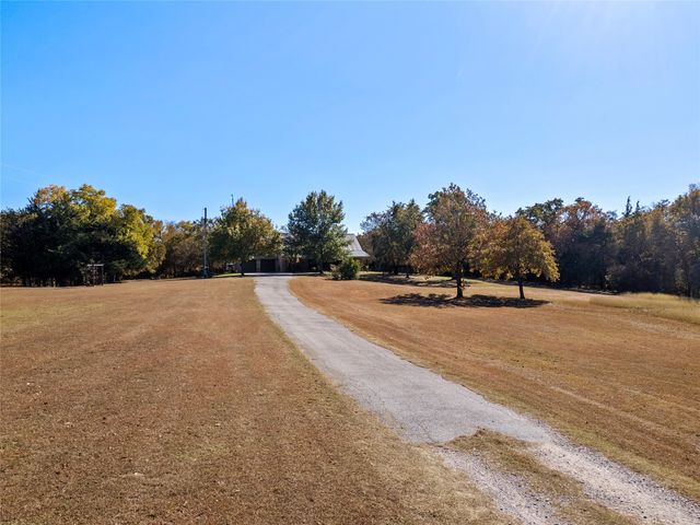 6702 State Highway 59 N, Bowie, TX 76230