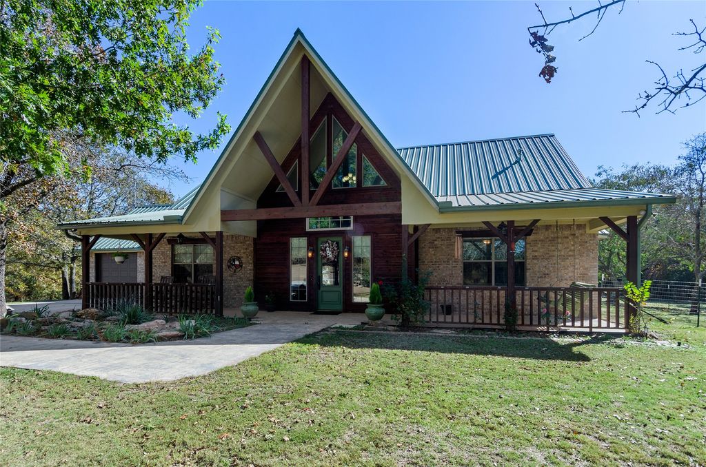 6702 State Highway 59 N, Bowie, TX 76230