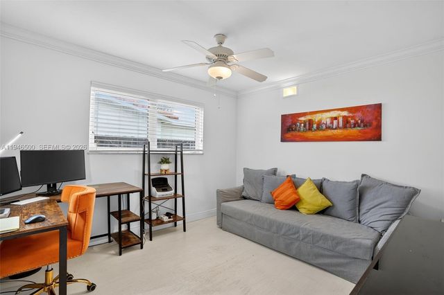 4710 Grant St, Hollywood, FL 33021