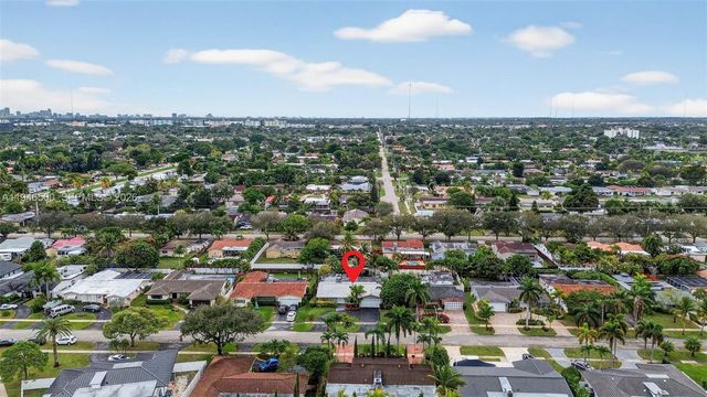 4710 Grant St, Hollywood, FL 33021