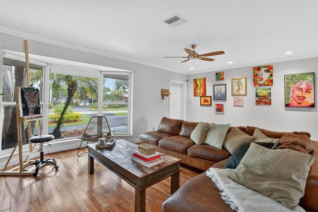 4710 Grant St, Hollywood, FL 33021