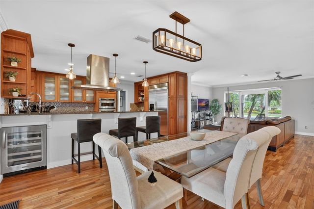 4710 Grant St, Hollywood, FL 33021